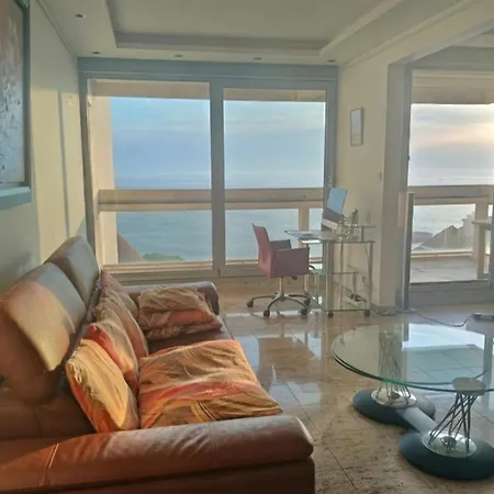 3p With Pool & Sea View * Биарриц