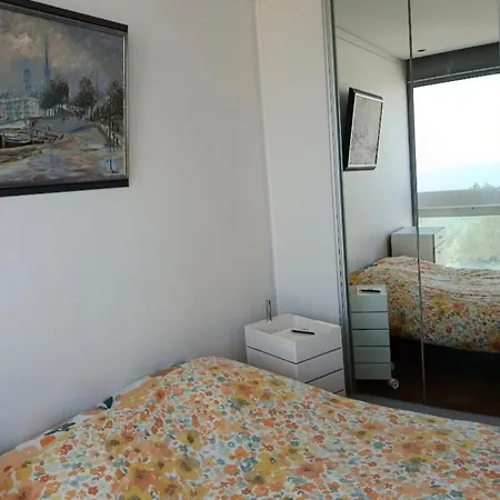 3p With Pool & Sea View Lägenhet *